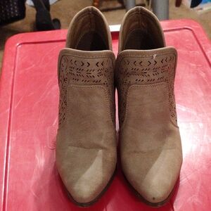 Women's Tan Ankle Boots